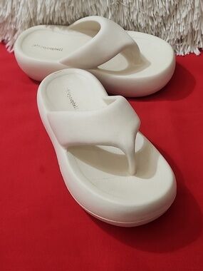 Jeffrey Campbell Chillaxin Platform Thong Sandal